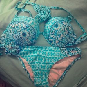 Shade Shore Bikini Top 38 DD and bottoms XL